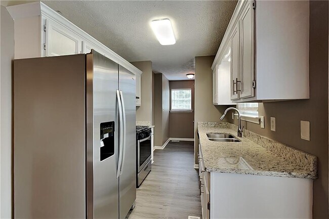 Foto del edificio - 209 Hale Haven Dr