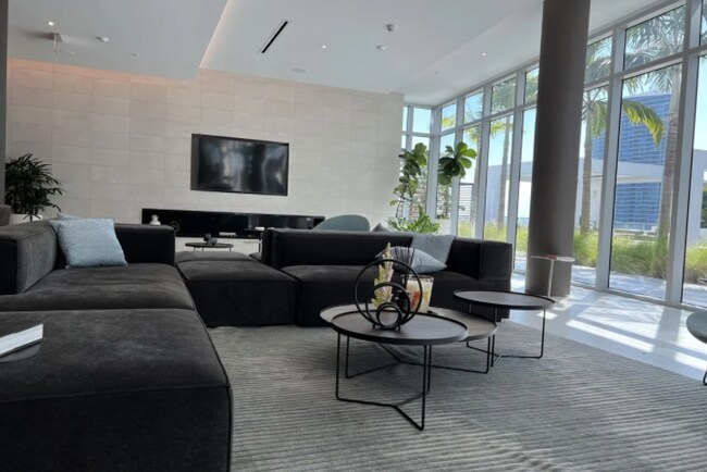 Foto del edificio - 3900 Biscayne Blvd