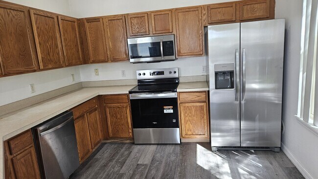 Foto del edificio - 10962 Derringer Dr