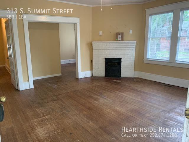 Building Photo - "Charming 3-Bedroom Home in Greenville wit...