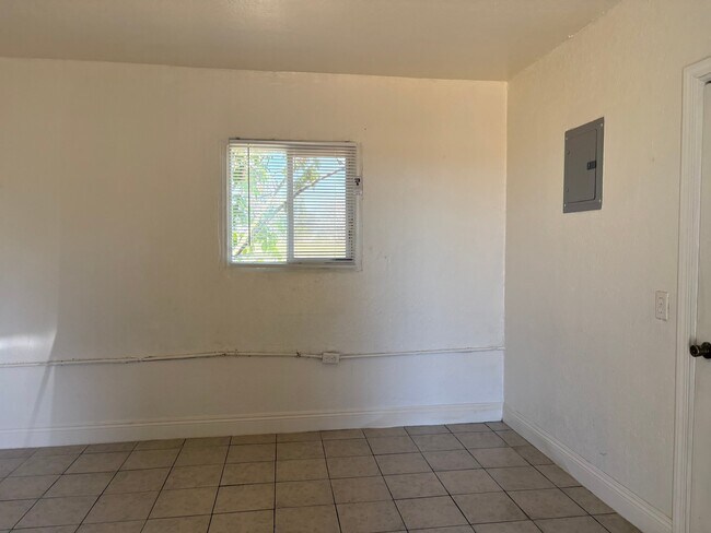 Foto del edificio - 11180 S 10th Ave