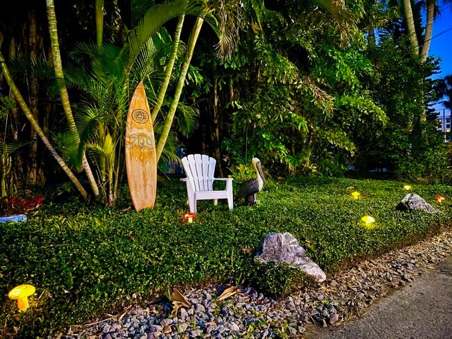 Foto del edificio - 709 Bruce Ave