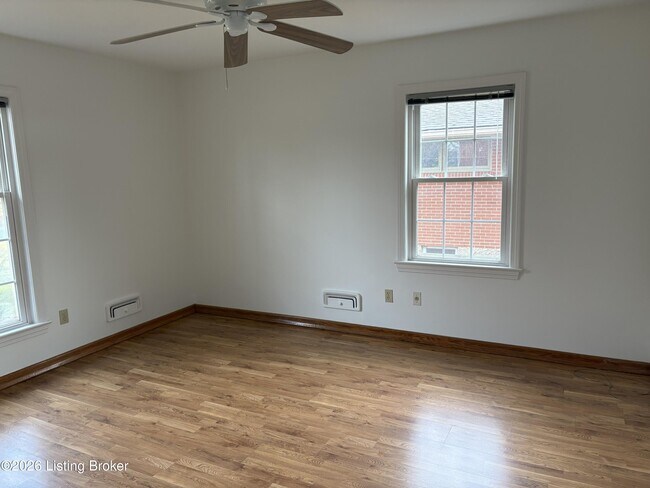 Foto del edificio - 4246 Middlebrook Rd