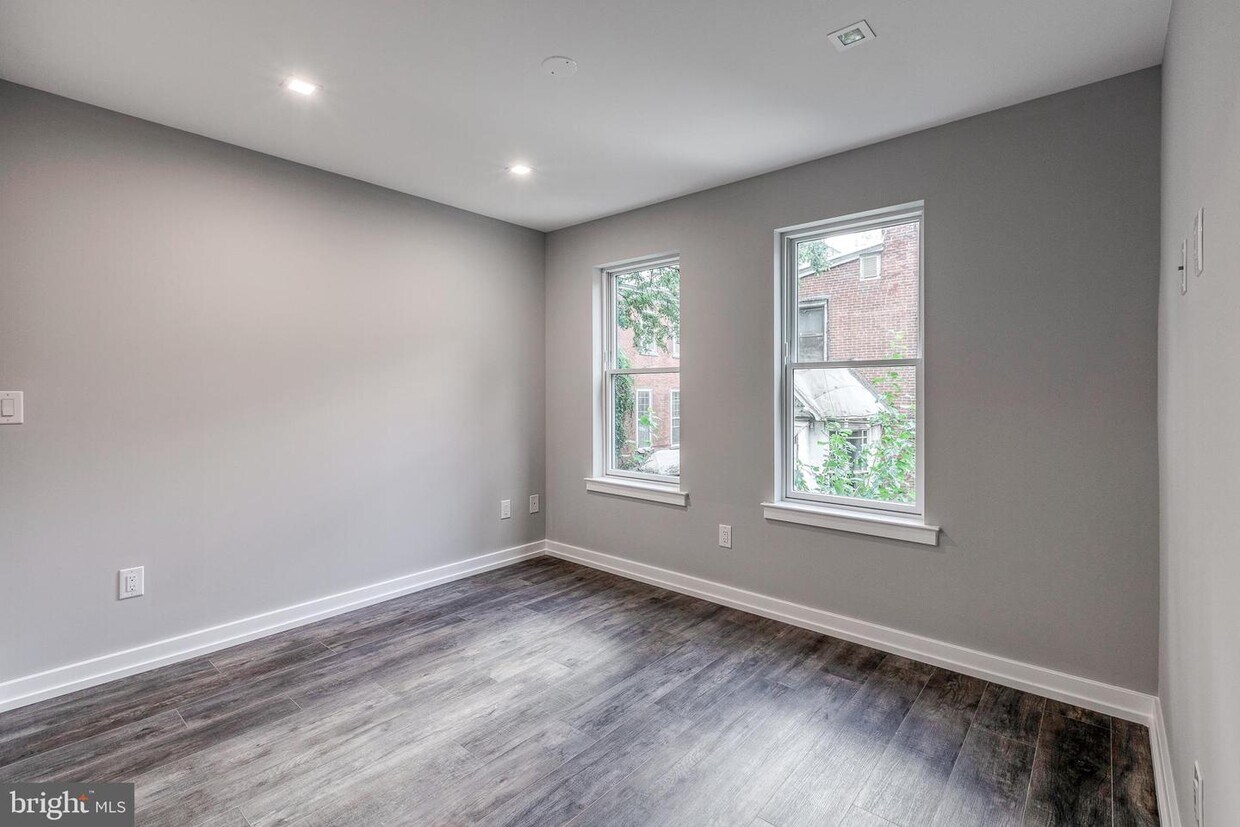 Foto principal - 2026 Spring Garden St
