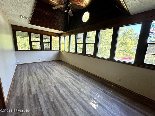 Foto del edificio - 2611 Green St