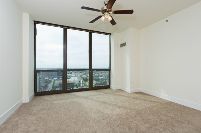 Foto del edificio - 770 W Wayman St