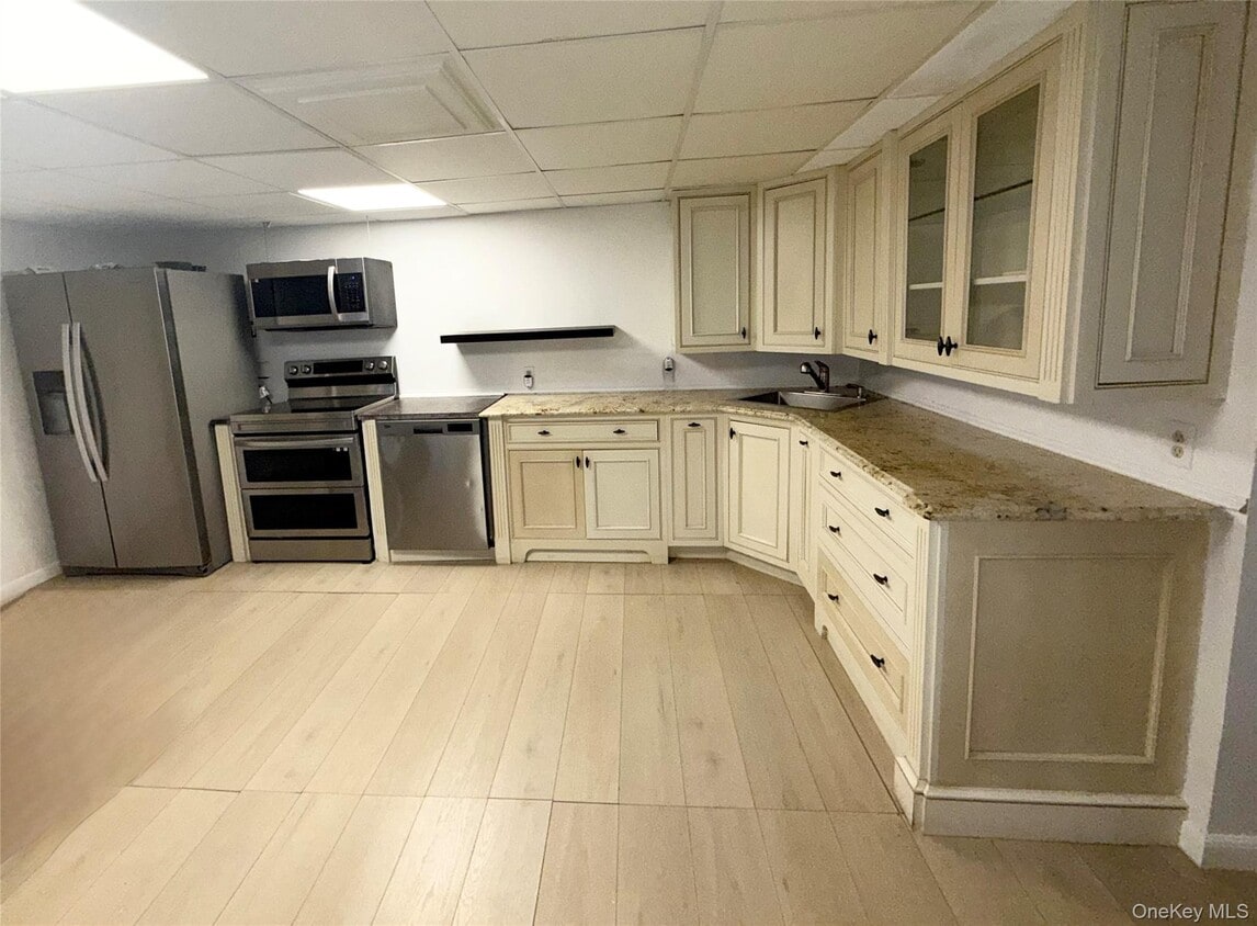 Foto principal - 200 Ridge Rd
