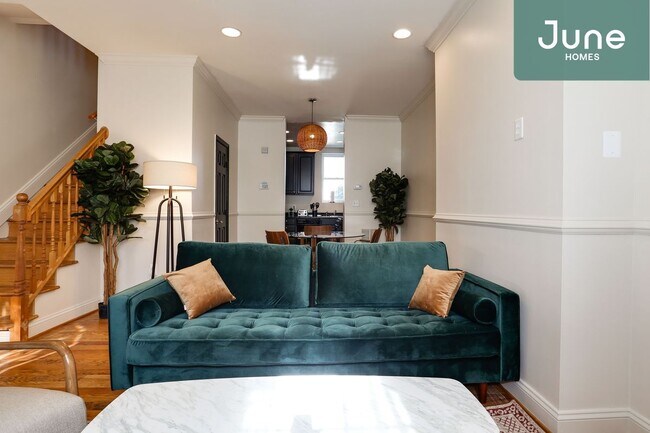 Foto del edificio - Full room in 4-bed/3.5-bath Home
