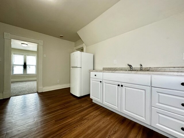 Foto del edificio - 120 E Spring St