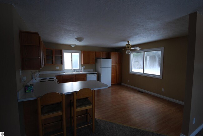 Foto del edificio - 3767 W South Airport Rd