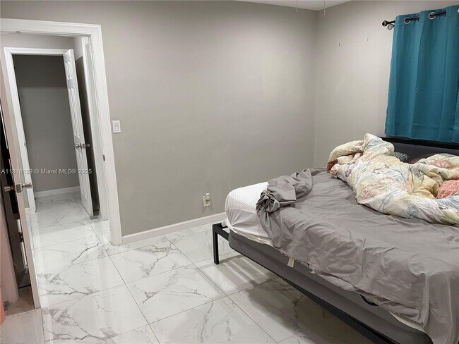 Foto del edificio - 7761 NW 42nd Pl