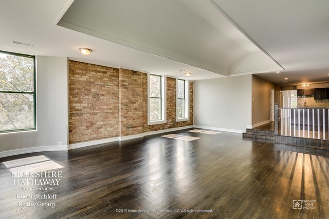 Foto del edificio - 2834 N Southport Ave