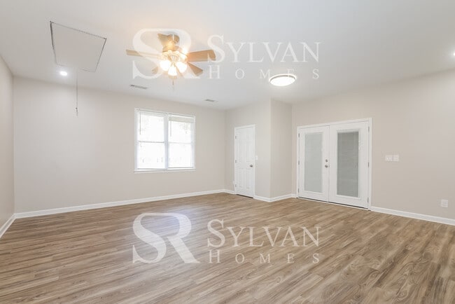 Building Photo - At Last, This Is What You Have Been Searching For!