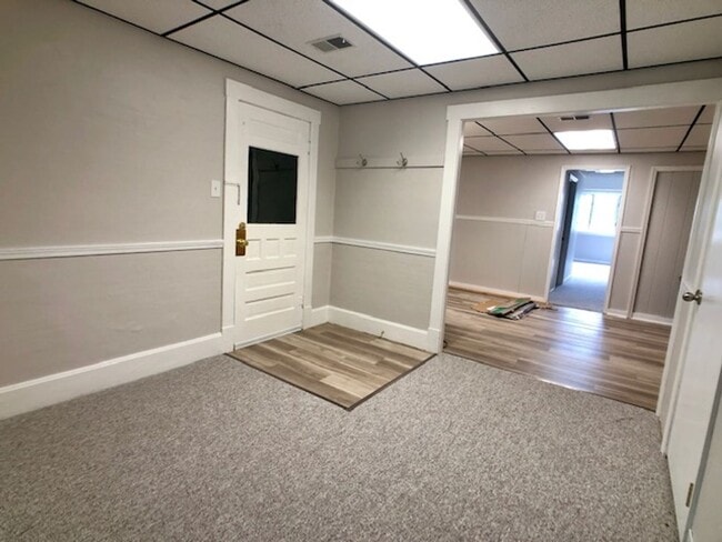 Building Photo - rh17