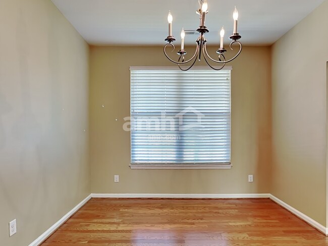 Building Photo - 1404 Manley Court