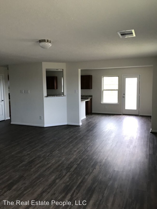 Building Photo - 25231 Stone Tower Ct