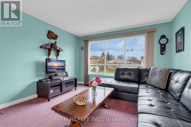 Building Photo - 6025 Belaire Ave