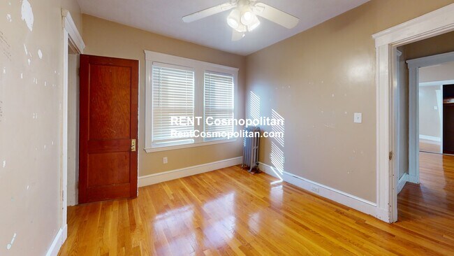 Foto del edificio - 298 Fellsway W