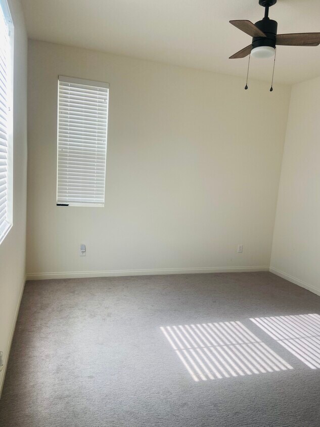 1937 Pomegranate St, Santa Paula, CA 93060 Townhome Rentals in Santa