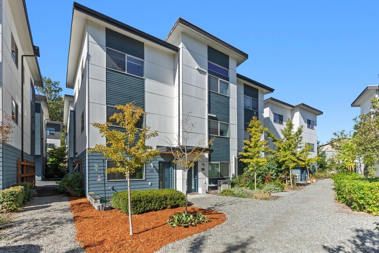 Foto principal - 3bd/1.5ba Seattle Townhouse