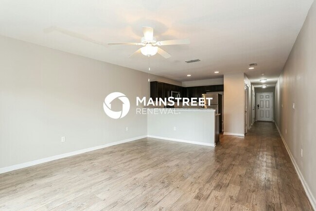 Building Photo - 3 Bedroom Pet-Friendly Home in Jacksonvill...