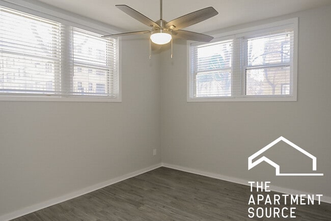 Building Photo - 3928 N Pine Grove Ave