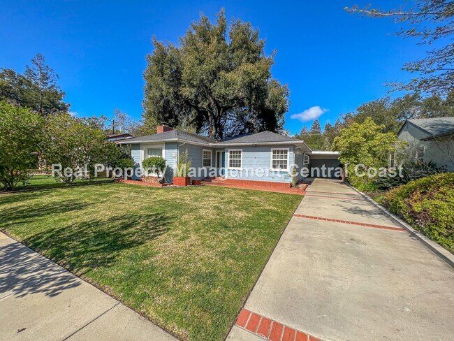 Foto del edificio - LEASE PENDING - Lovely Home on San Luis Cr...