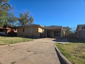 Building Photo - 3810 NW Bell Ave