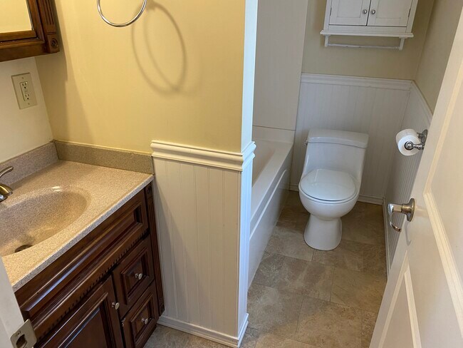bathroom - 12 Washington Ave