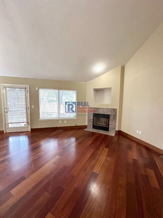 Foto del edificio - 12419 E Iliff Pl