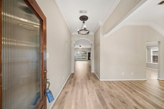 Foto del edificio - 3907 Plum Hill Ln