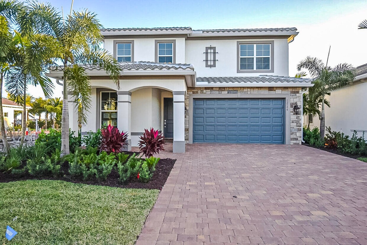 Foto principal - 12546 Triumph Ln