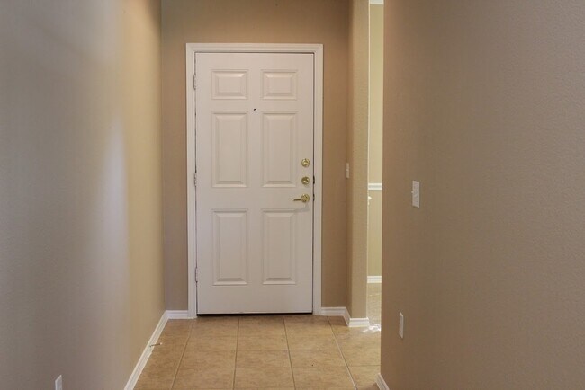 Foto del edificio - 103 Winter Drive-Unfurnished Sun City Rent...