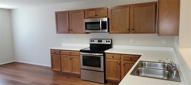 Foto del edificio - 13371 Hursey Dr