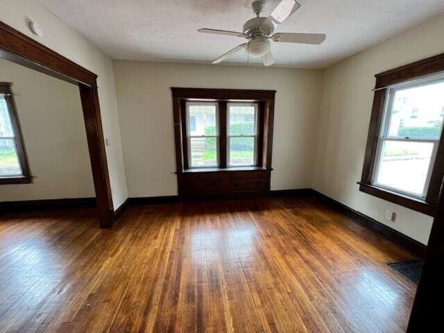 Building Photo - 88 Belvidere Way