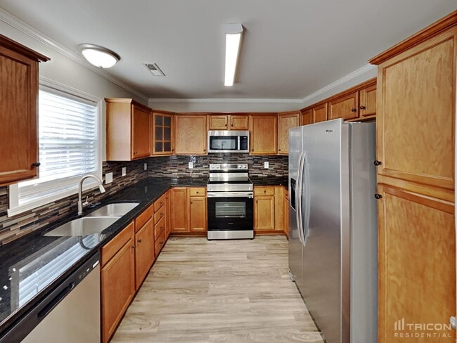 Foto del edificio - 4097 Village Park Ct