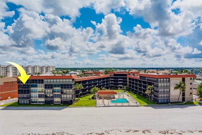 Building Photo - 17580 Gulf Blvd