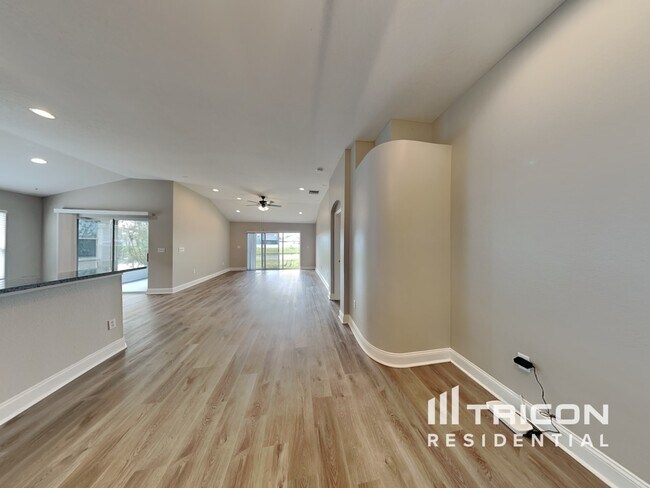 Foto del edificio - 430 Stone Briar Drive Ruskin FL