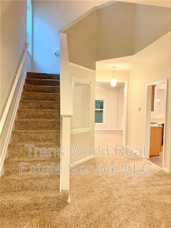 Photo - 2534 Winslow Ridge Dr NE House