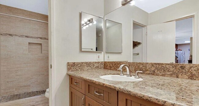 Foto del edificio - 5460 White Oak Ave
