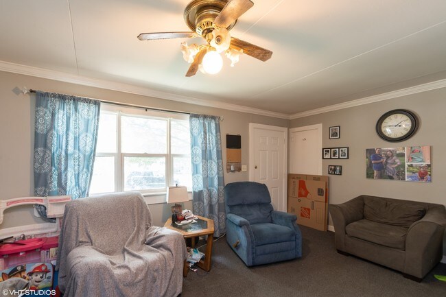 Building Photo - 919 Westshire Dr