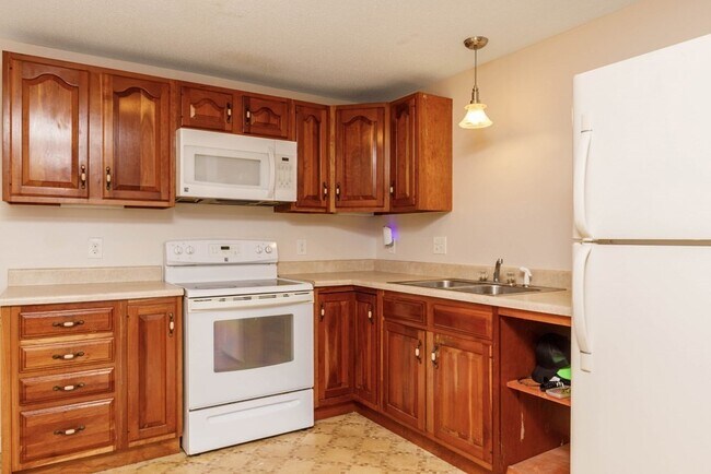 Foto del edificio - 90 Ridgewood Ln