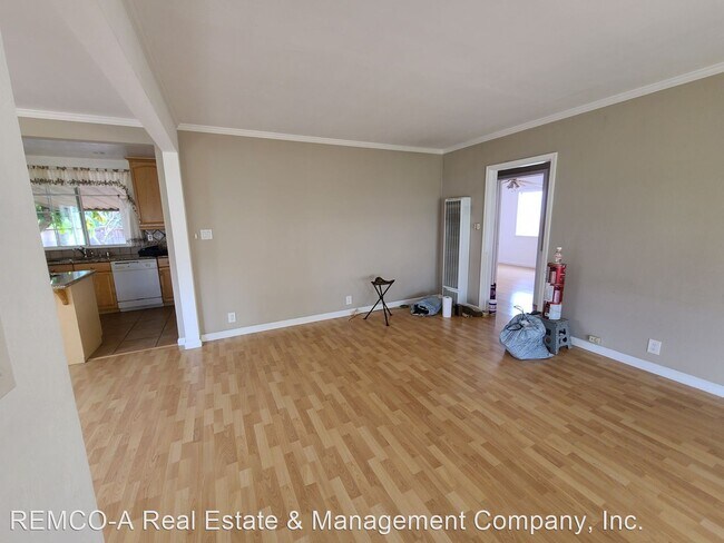 Building Photo - 2 br, 1 bath House - 5121 Verdura Avenue