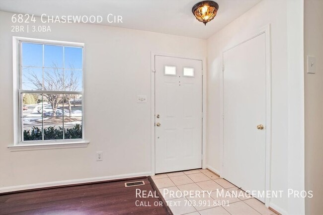 Foto del edificio - 6824 Chasewood Cir
