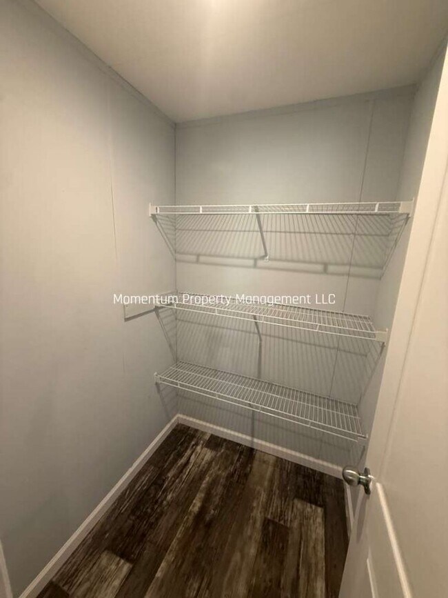 Foto del edificio - Gorgeous 3/2 Brooksville Available Now !