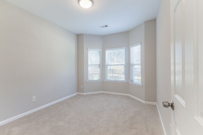 Foto del edificio - 1235 Ladd St SW