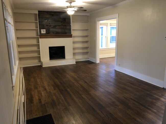 Foto del edificio - 539 Salt Springs Rd