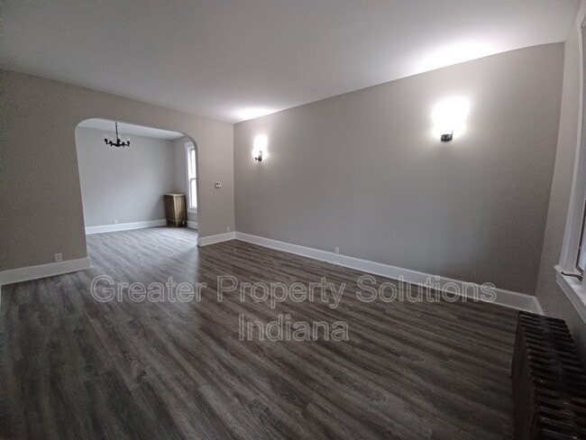 Building Photo - 1719 Sheridan Ave