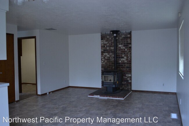 Foto del edificio - 3 br, 2 bath House - 1399 Parkway Drive NW