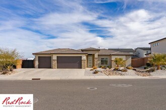 Building Photo - 5785 Flattop Dr